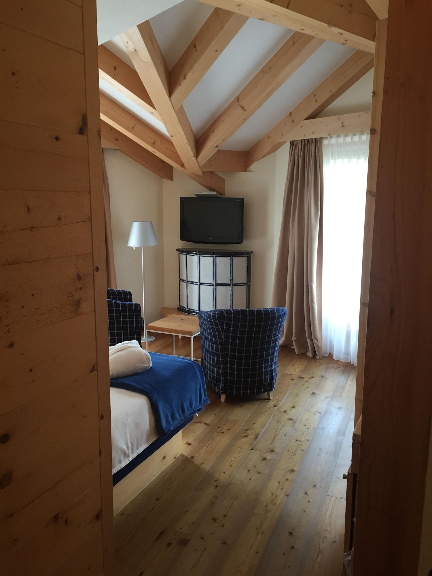 Maribel Hotel 마돈나 디 캄필리오 외부 사진