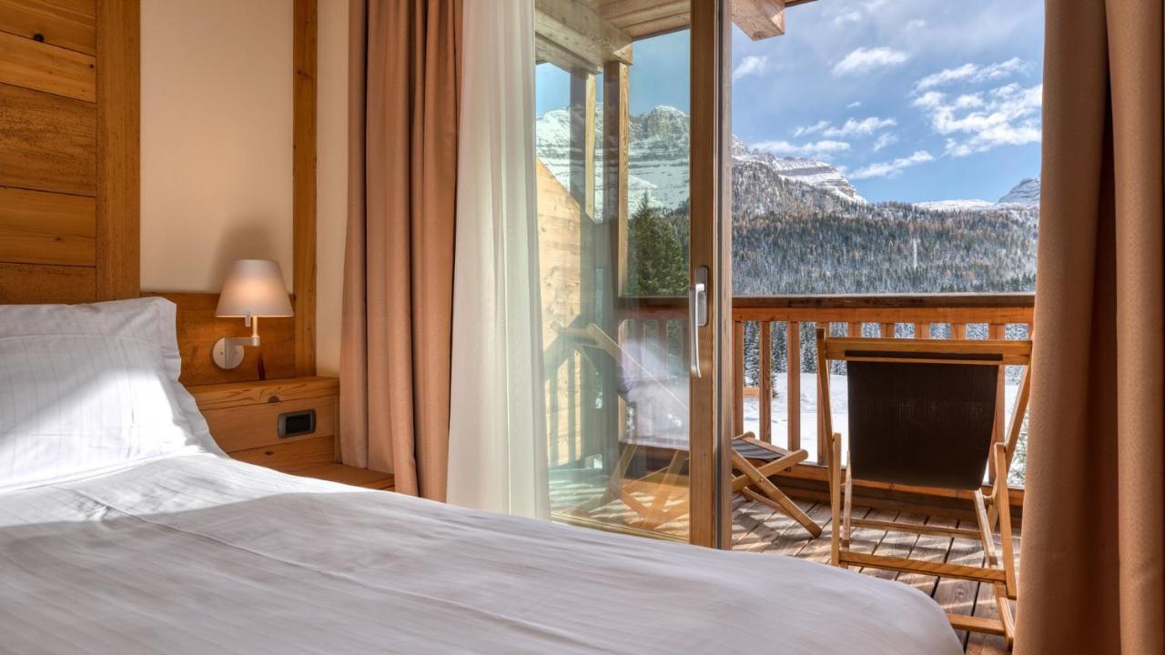 Maribel Hotel 마돈나 디 캄필리오 외부 사진