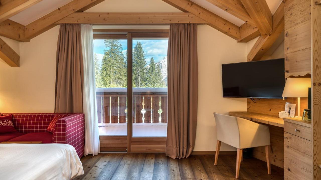 Maribel Hotel 마돈나 디 캄필리오 외부 사진