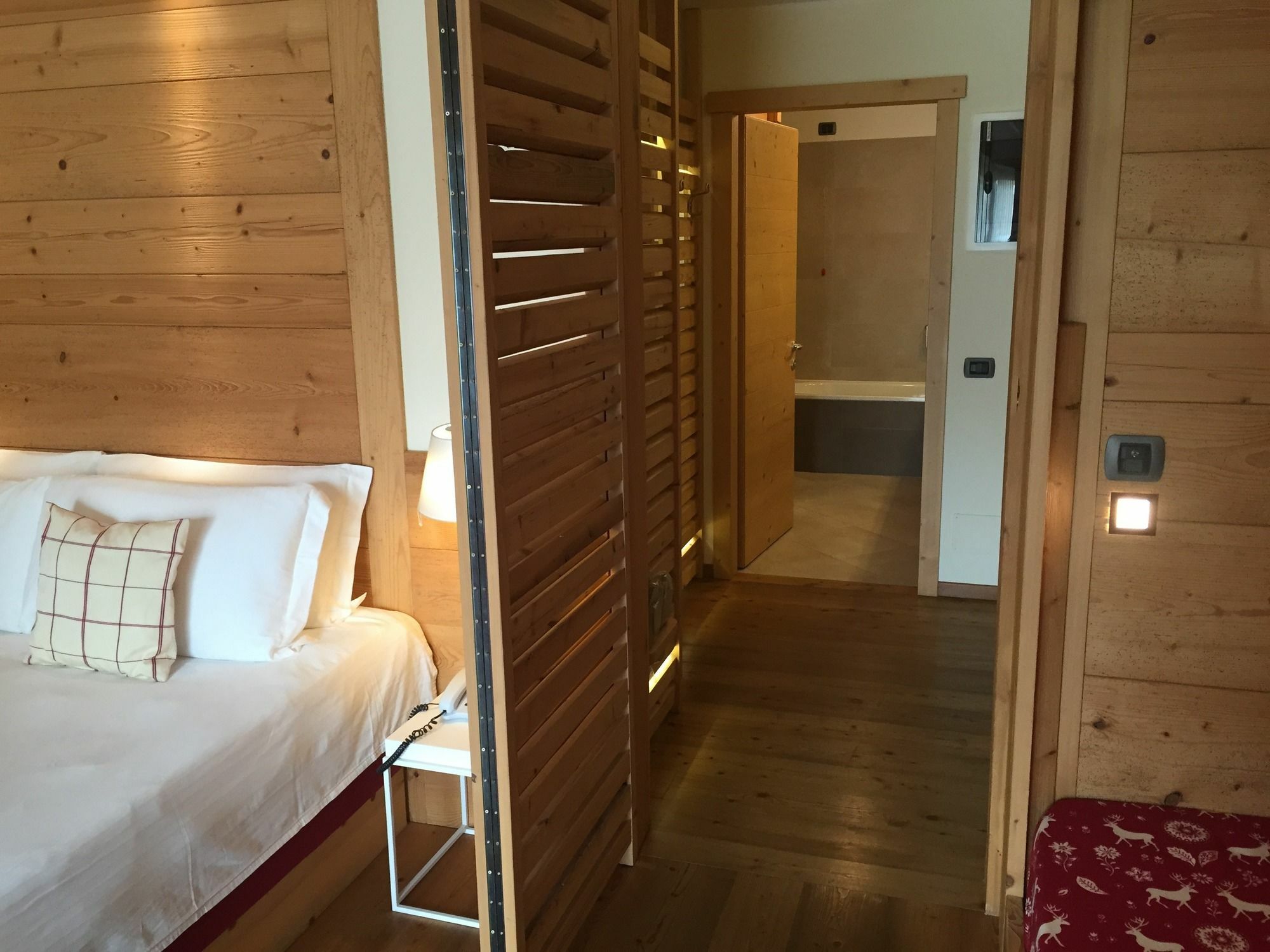 Maribel Hotel 마돈나 디 캄필리오 외부 사진